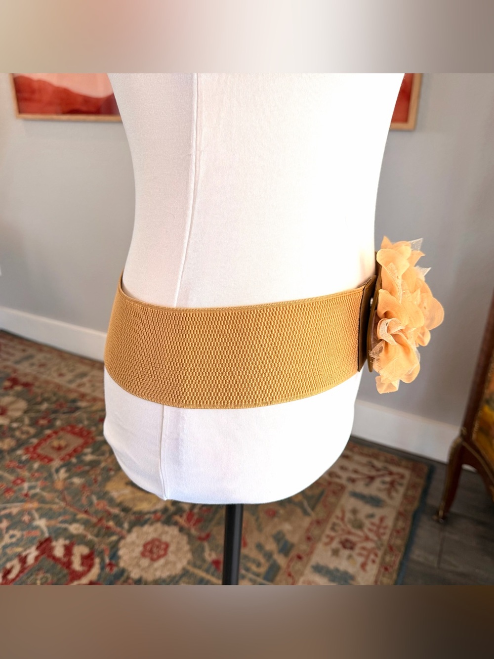 Elastic Floral Waist Belt - Tan - Picture 4 of 7